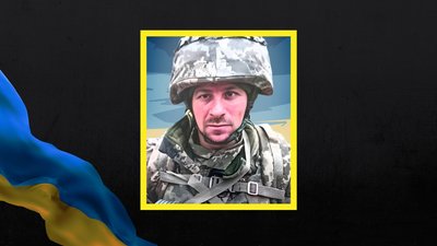 Роман Кандауров