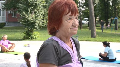 Йога, фітнес і танці – у місті на Черкащині в міському парку проводять безоплатні заняття Йога, фітнес і танці – у місті на Черкащині в міському парку проводять безоплатні заняття