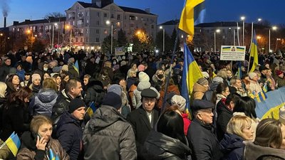 У Краматорську та Бахмуті відбувається патріотична акція У Краматорську та Бахмуті відбувається патріотична акція