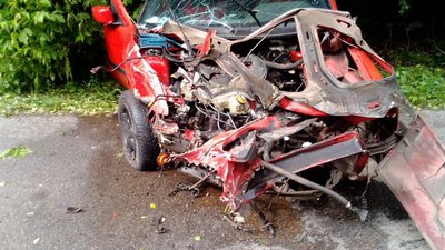 У ДТП на Чернігівщині травмувалася родина: жінка загинула, чоловік і дитина в лікарні