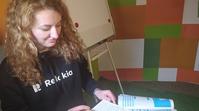 Тернополянка вивчила 600 ієрогліфів на тестування з китайської мови Тернополянка вивчила 600 ієрогліфів на тестування з китайської мови