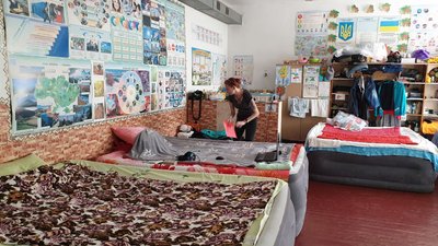 "Я бачила, як руйнують моє місто, я відчувала страх аж до нудоти", – переселенка з Донеччини "Я бачила, як руйнують моє місто, я відчувала страх аж до нудоти", – переселенка з Донеччини