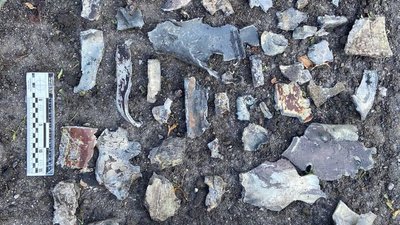 Окупанти обстріляли школу в Чугуєві на Харківщині 20 липня Окупанти обстріляли школу в Чугуєві на Харківщині 20 липня