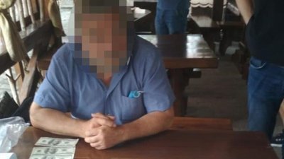 Лучанина, який "продавав" посади в Кабмін, взяли під варту. Звільнити можуть під заставу
