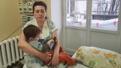 Поранені під час обстрілів. Львівські медики розповіли про двох дітей із Маріуполя