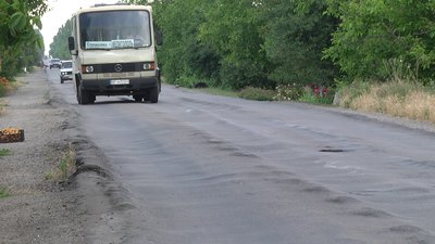 В Запорізькій області екологічна енергетика "руйнує" дорогу В Запорізькій області екологічна енергетика "руйнує" дорогу