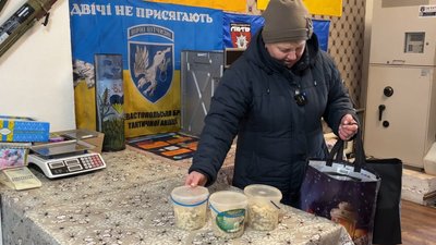 Волонтерська кухня: троє волинянок готують та ведуть YouTube-канал