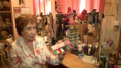Херсонська художниця з гриму відсвяткувала 85-річний ювілей Херсонська художниця з гриму відсвяткувала 85-річний ювілей