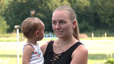 Дружина Марина та донька Софія Дружина Марина та донька Софія