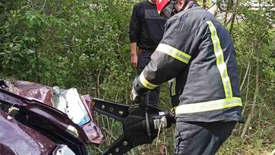 На Рівненщині харків'янка врізалась у позашляховик. Троє людей травмовані На Рівненщині харків'янка врізалась у позашляховик. Троє людей травмовані