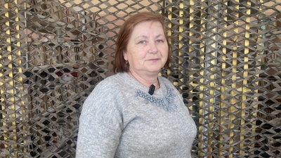 Волонтери Миколаївщини створюють маскувальні сітки за унікальною технологією Волонтери Миколаївщини створюють маскувальні сітки за унікальною технологією
