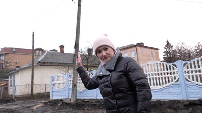 "Це нестерпно, бруд постійний": рівняни нарікають на тротуар, який розібрали і не ремонтують "Це нестерпно, бруд постійний": рівняни нарікають на тротуар, який розібрали і не ремонтують
