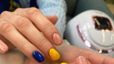 Від їжі до патріотичних татуювань. Як у Фінляндії підтримують українців Від їжі до патріотичних татуювань. Як у Фінляндії підтримують українців