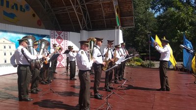 Військовослужбовців батальйону “Тернопіль” нагородили медалями Військовослужбовців батальйону “Тернопіль” нагородили медалями