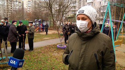 У Житомирі жителі вулиці Героїв Десантників протестують проти будівництва житлового комплексу У Житомирі жителі вулиці Героїв Десантників протестують проти будівництва житлового комплексу