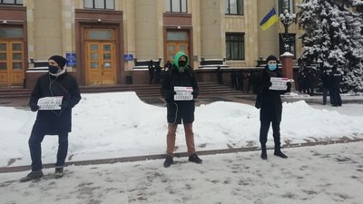 "Здохни або помри": у Харкові студенти вийшли на акцію проти підвищення тарифів