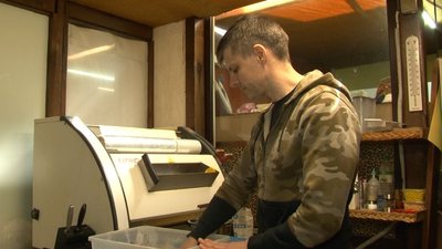 Черкаська піцерія пече "кунцівські" булочки для армії та тероборони