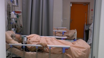 "Хотіла б більше довіри". Історія лікарки з Івано-Франківська, яка працює з хворими на COVID-19 "Хотіла б більше довіри". Історія лікарки з Івано-Франківська, яка працює з хворими на COVID-19
