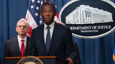 США запровадять санкції проти понад 500 російських обʼєктів — Reuters
