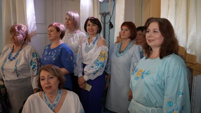Культурне надбання: у Миколаєві презентували вишиванки з таврійським розписом Культурне надбання: у Миколаєві презентували вишиванки з таврійським розписом