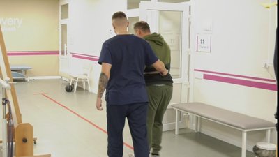 У реабілітаційному центрі Дніпра допомагають військовим відновлюватися У реабілітаційному центрі Дніпра допомагають військовим відновлюватися