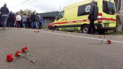 На Житомирщині прощаються із загиблими в авіакатастрофі на Харківщині курсантами (ОНОВЛЮЄТЬСЯ) На Житомирщині прощаються із загиблими в авіакатастрофі на Харківщині курсантами (ОНОВЛЮЄТЬСЯ)