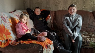 Родина Власенків