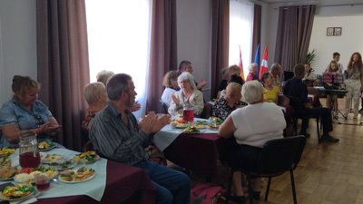 Підопічним Луцького терцентру соцобслуговування вручили продуктові набори