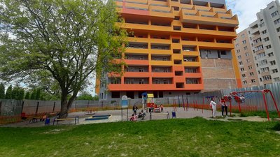 У Львові частину дитячого майданчика віддали у приватну власність забудовнику