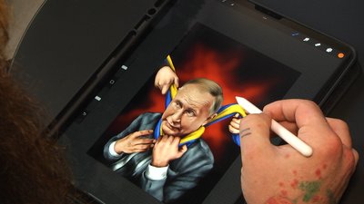 Автор каже, вклав багато своїх емоцій та переживань у цей малюнок Автор каже, вклав багато своїх емоцій та переживань у цей малюнок