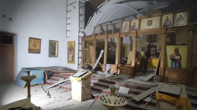 Війська РФ вдарили по Нікопольщині: пошкоджена церква та приватні будинки