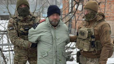 У Слов’янську затримали чоловіка, який "зливав" позиції ЗСУ