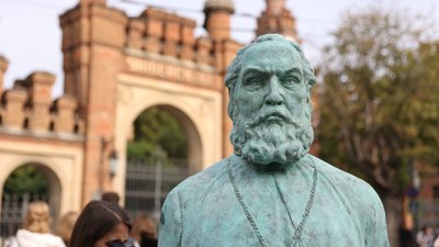 У Чернівцях відкрили пам'ятник Сидору Воробкевичу