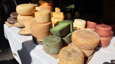 У Хмельницькому до Яблучного Спаса провели Медовий ярмарок У Хмельницькому до Яблучного Спаса провели Медовий ярмарок