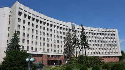 Будівля ОВА, міська рада, Франківськ