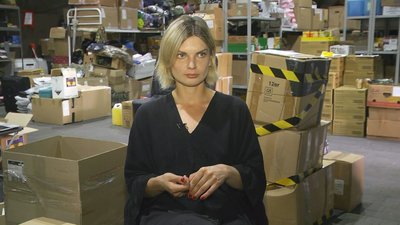 "Найважче – зараз": як працює один із найбільших волонтерських центрів у Луцьку