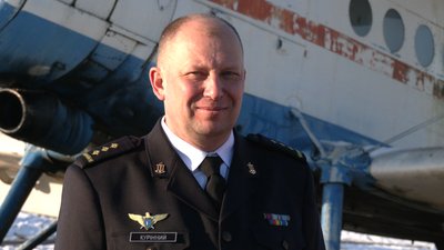 У Рівному літак контрабандистів подарували військовим У Рівному літак контрабандистів подарували військовим