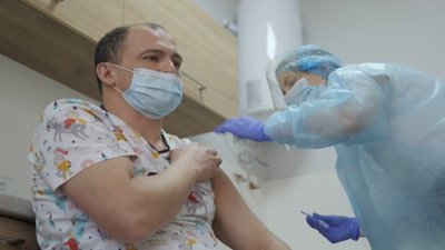 У Тернополі 60 медпрацівників сьогодні отримали щеплення від COVID-19