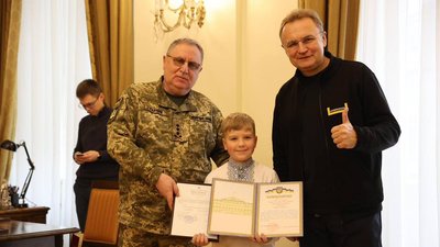 Грамотою відзначили 8-річного Юрчика Напору Грамотою відзначили 8-річного Юрчика Напору
