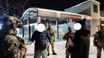 Чотирьом особам, затриманим за підозрою у звідництві, визначили міру запобіжного заходу