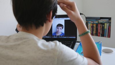 Скільки дітей на окупованих територіях Луганщини навчаються онлайн в українських школах