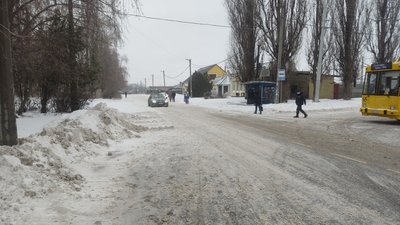 «Все місто стало»: Полтаву від снігу розчищали 42 машини «Все місто стало»: Полтаву від снігу розчищали 42 машини