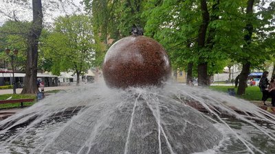 У Вінниці розпочався сезон роботи фонтанів У Вінниці розпочався сезон роботи фонтанів