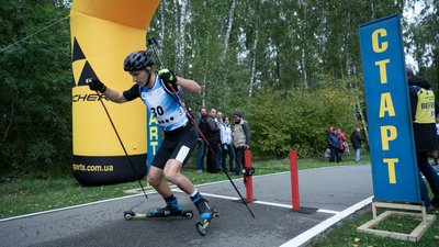 Дмитро Підручний на старті спринту Дмитро Підручний на старті спринту