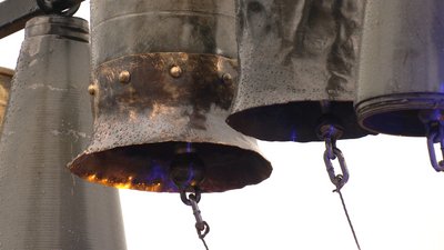 У Голині на Франківщині виконали "Щедрик" на карильйоні з гільз У Голині на Франківщині виконали "Щедрик" на карильйоні з гільз