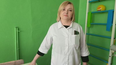 "Посміхається, коли на себе дивиться": бійцю з Волині лікарі відновили череп після поранення "Посміхається, коли на себе дивиться": бійцю з Волині лікарі відновили череп після поранення