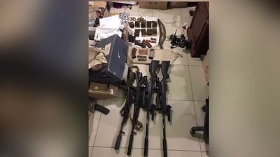 Під виглядом добровольчого формування катували та грабували жителів Херсонщини: поліція затримала 12 чоловіків Під виглядом добровольчого формування катували та грабували жителів Херсонщини: поліція затримала 12 чоловіків