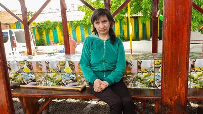 У кропивницькому притулку живе жінка, яку син зачиняв у будинку і годував раз на день