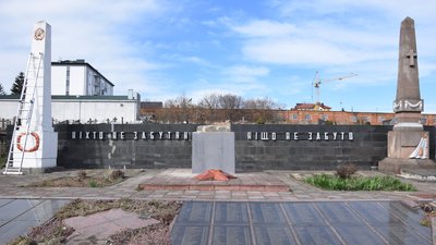 У райцентрі на Тернопільщині демонтували пам’ятник невідомому солдату