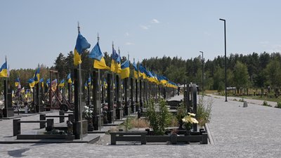 Родини полеглих захисників просять про архітектурний конкурс для меморіалу в Затуриному